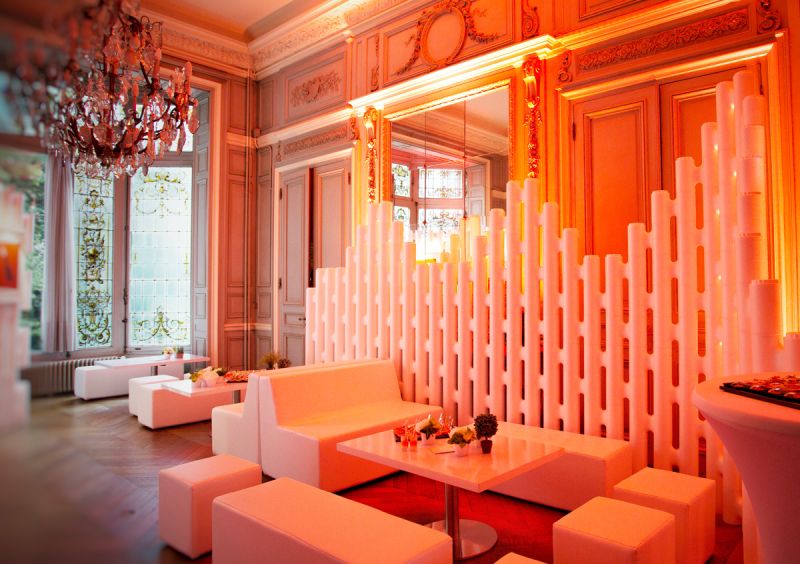 Flexible background wall with LINK room divider – creative ideas